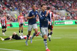 开云体育APP下载-网球赛事中曼联战胜对手成功退赛