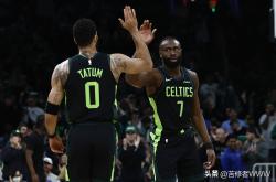 开云体育APP下载-骑士客场大胜凯尔特人，老将詹姆斯独得40+的简单介绍