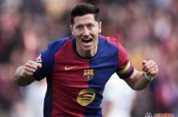 开云体育官方网站-关于巴塞罗那球员遭遇犯规，赛后情绪激动的信息