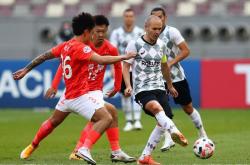 开云体育官网-马来西亚球队在比赛中死磕对手实现逆转