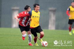 开云官网-比赛中热身赛好戏连连，竞技水平提升显著的简单介绍