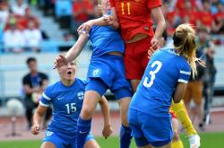 开云体育-中国女足遭受连败，球队团结合作困难