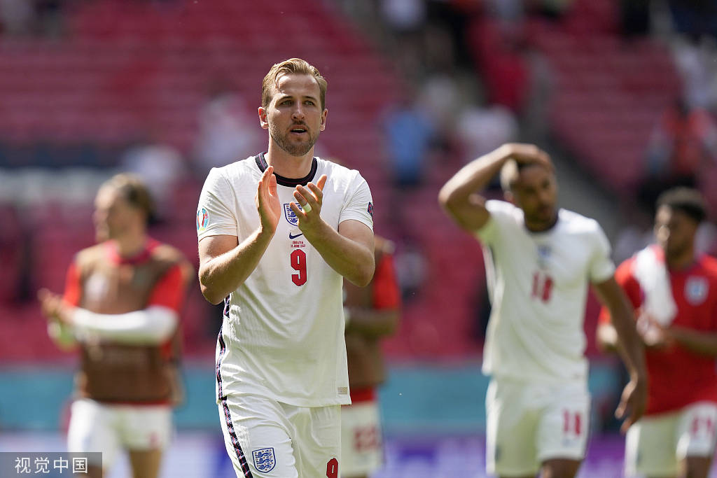 EG险胜TSM，Canyon成为全场焦点小组赛3:2（上海）