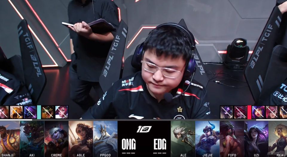 IG横扫MAD,Uzi拿下关键大龙淘汰赛3:0(釜山) IG横扫MAD,Uzi拿下关键大龙淘汰赛3:0(釜山)