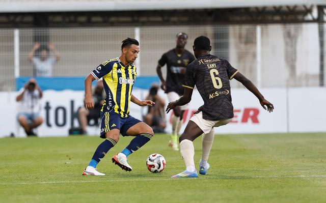 守护中路!穆里尼奥祭出三中卫轻松击败巴塞罗那的简单介绍 守护中路!穆里尼奥祭出三中卫轻松击败巴塞罗那的简单介绍