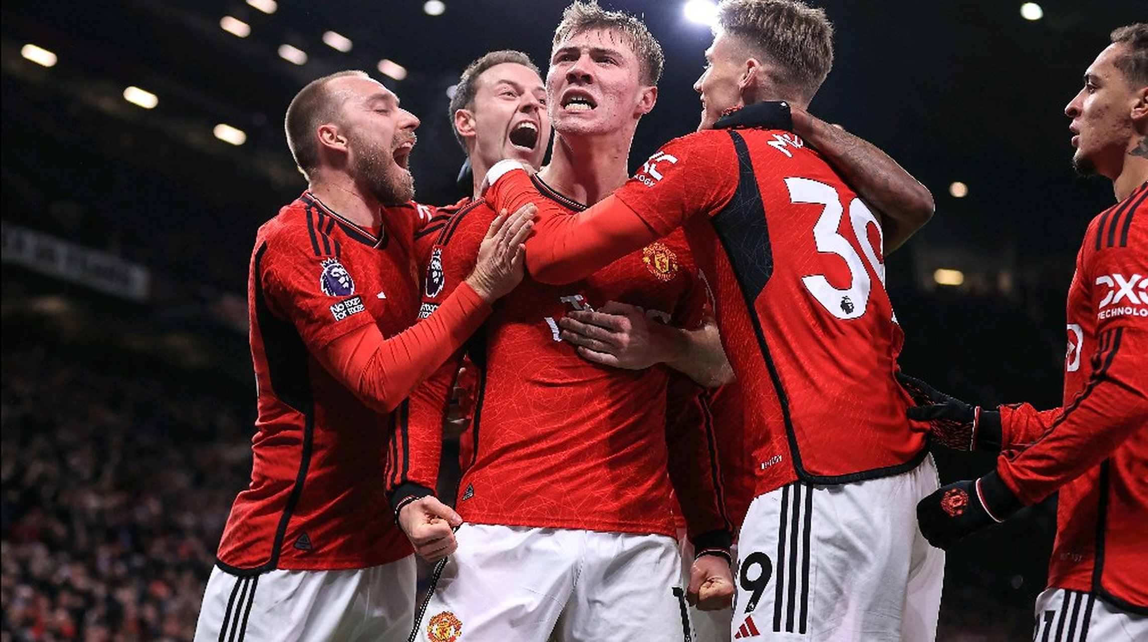 包含大逆转!曼联突围成功,胜利的火焰在心中燃烧的词条 包含大逆转!曼联突围成功,胜利的火焰在心中燃烧的词条