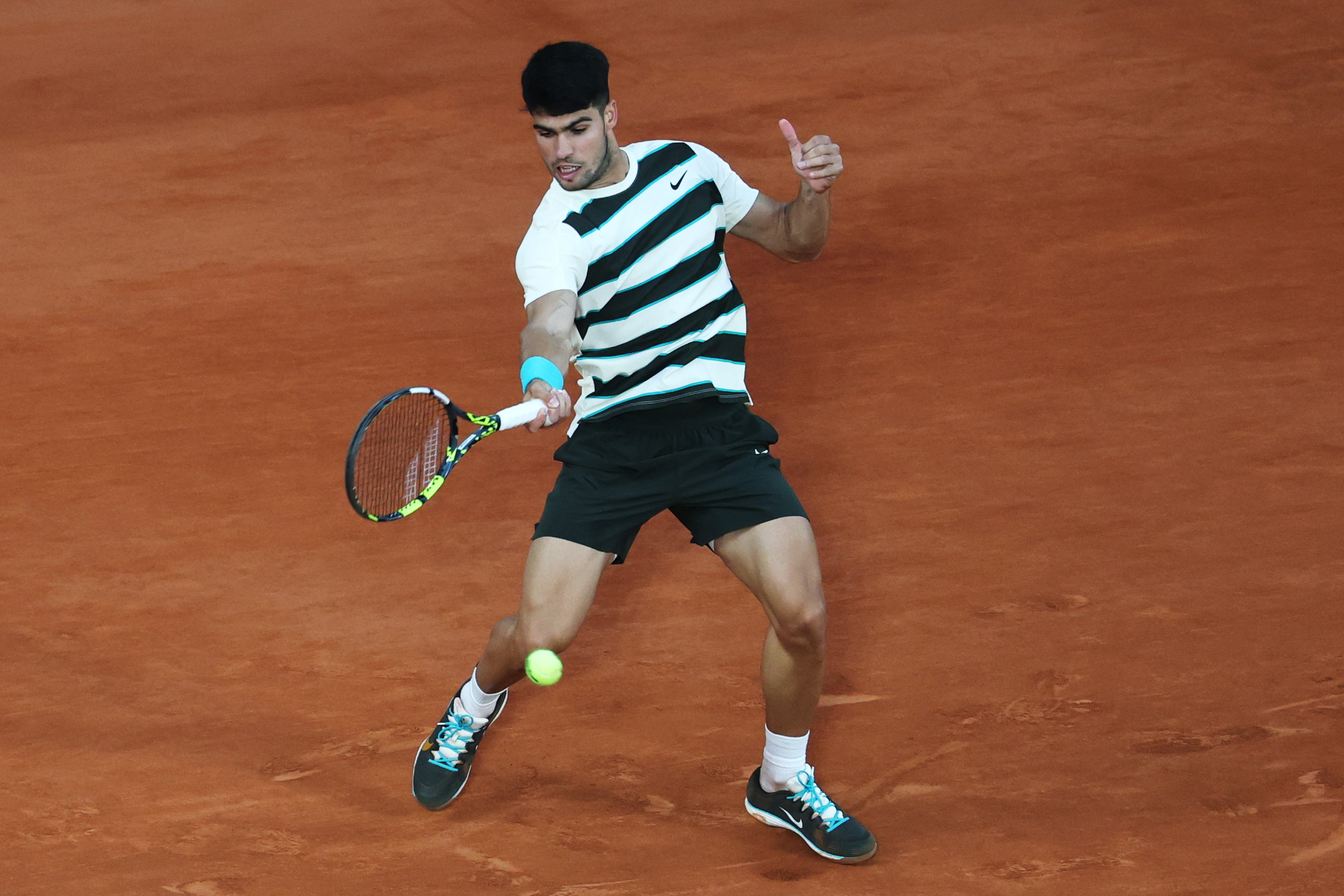 关于法国网球队爆冷美国网球队,阿尔卡拉斯制霸全场的信息 关于法国网球队爆冷美国网球队,阿尔卡拉斯制霸全场的信息