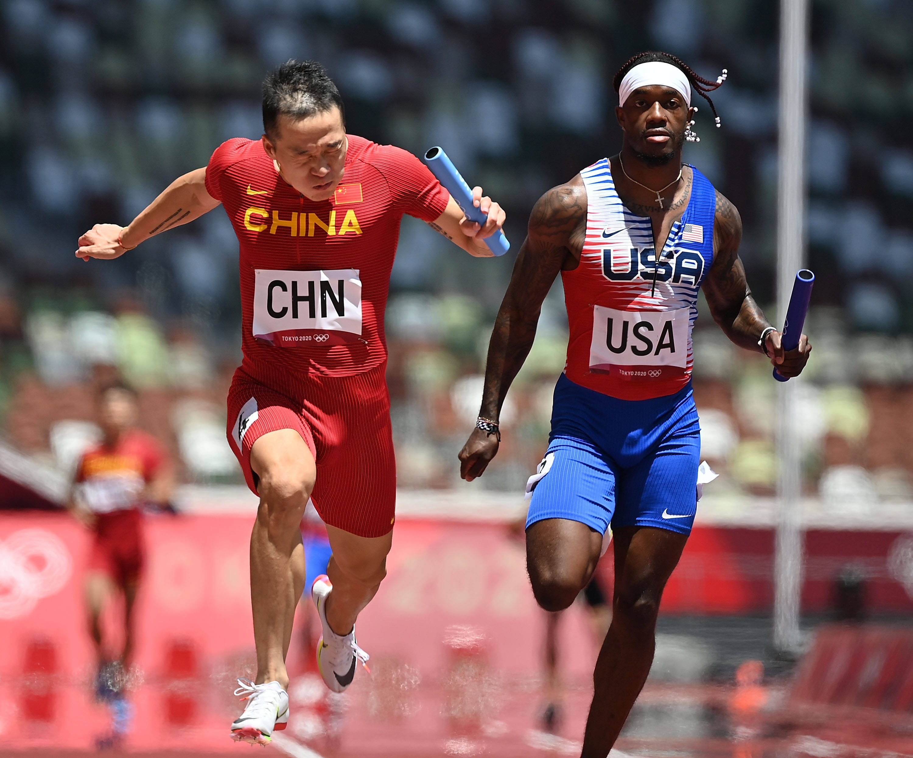 田径赛事精彩瞬间盘点，年度回顾震撼登场的简单介绍